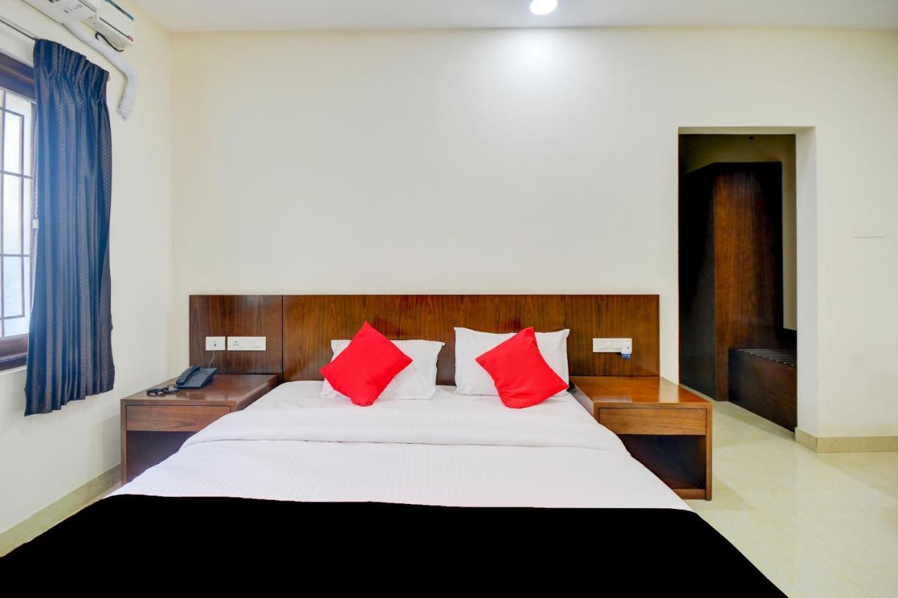 Mayfair Service Apartments Коимбатур Экстерьер фото