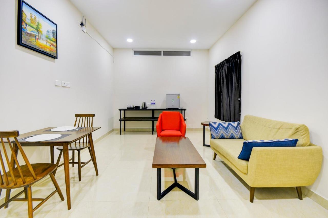 Mayfair Service Apartments Коимбатур Экстерьер фото
