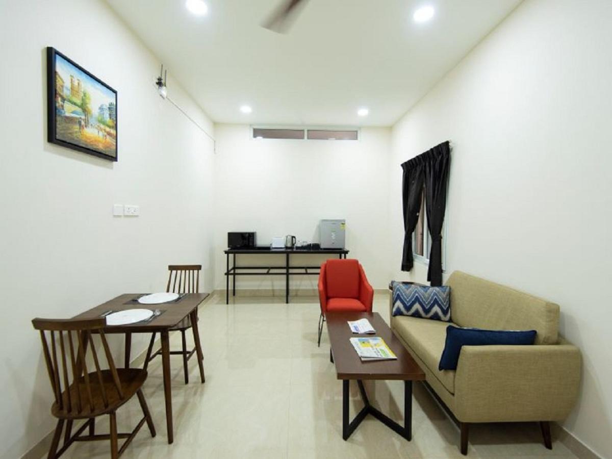 Mayfair Service Apartments Коимбатур Экстерьер фото